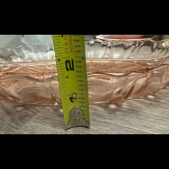 Vintage pink oyster and pearl divided relish dish - Picture 6 of 6